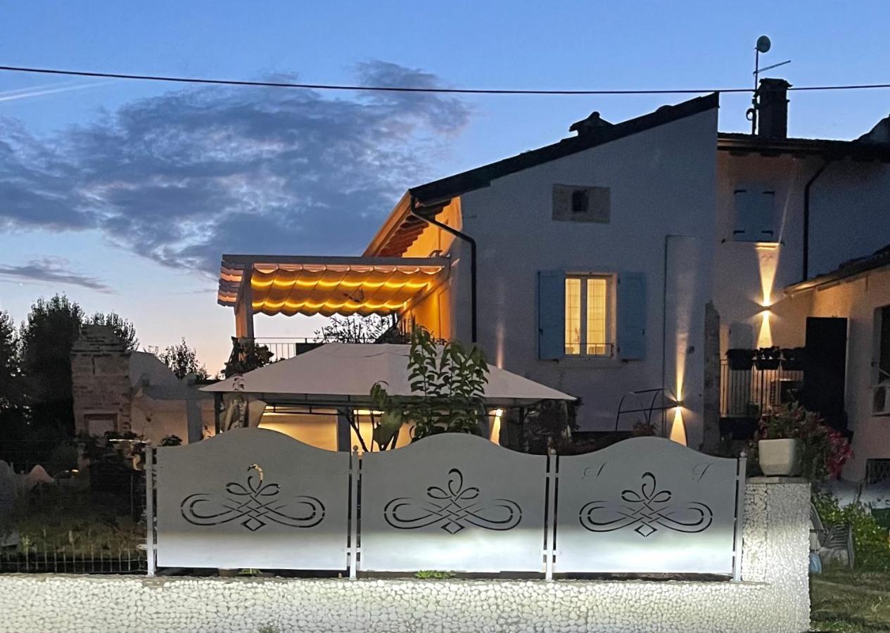 Dimora Di Charme Rooms & Apartments Peschiera del Garda Luaran gambar