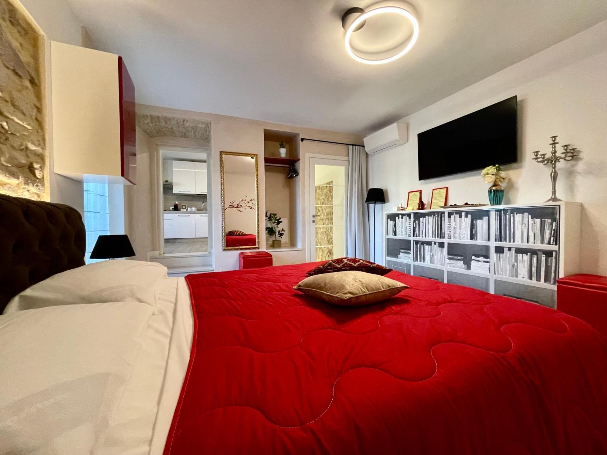 Dimora Di Charme Rooms & Apartments Peschiera del Garda Luaran gambar