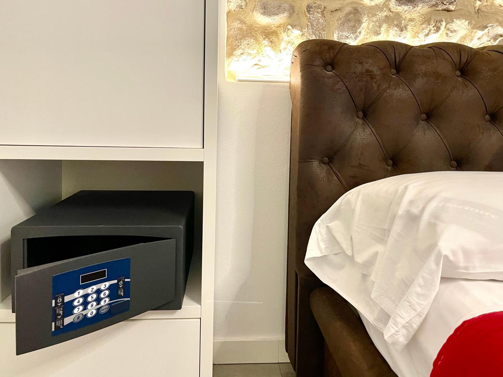 Dimora Di Charme Rooms & Apartments Peschiera del Garda Luaran gambar