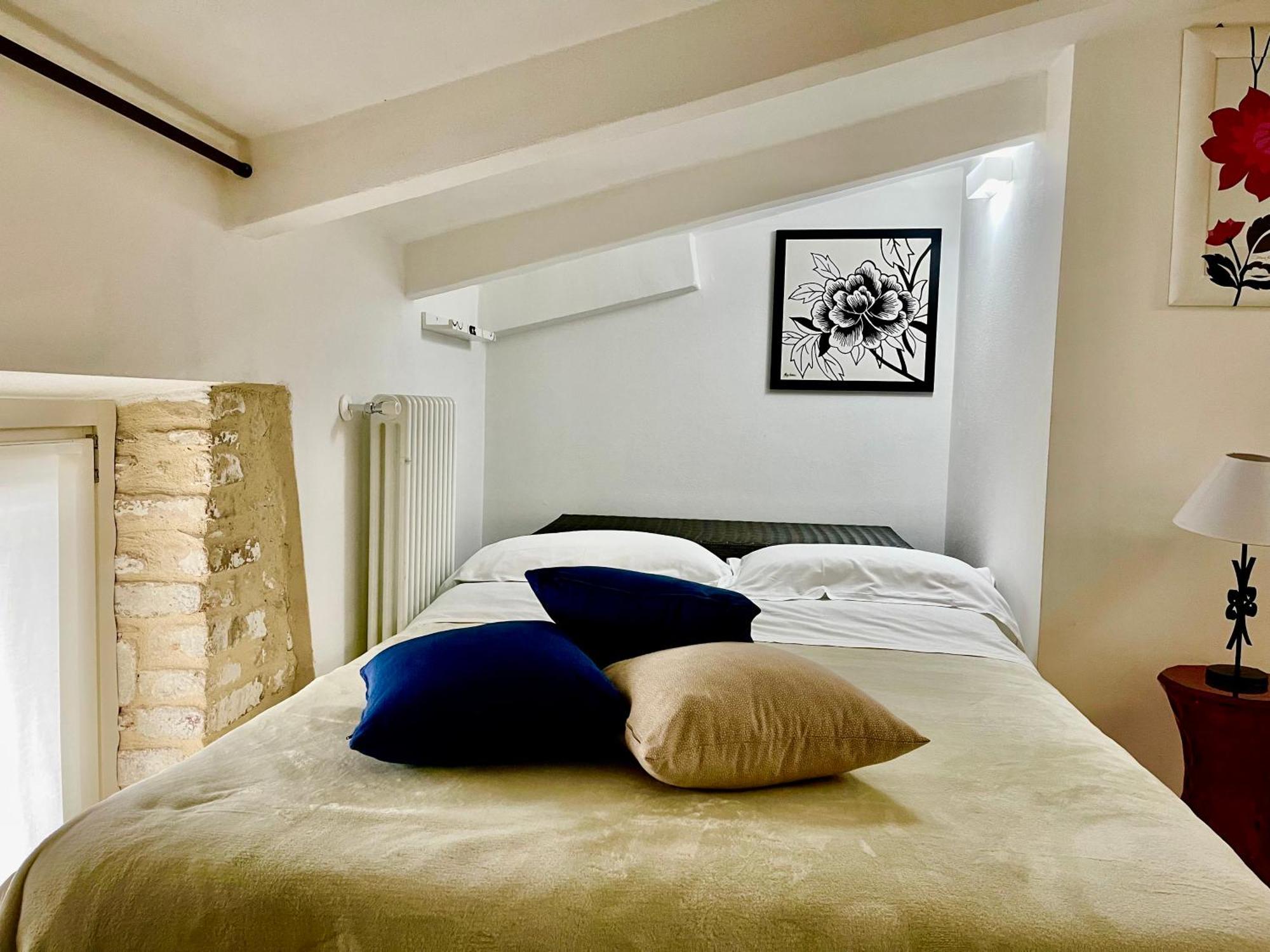 Dimora Di Charme Rooms & Apartments Peschiera del Garda Luaran gambar