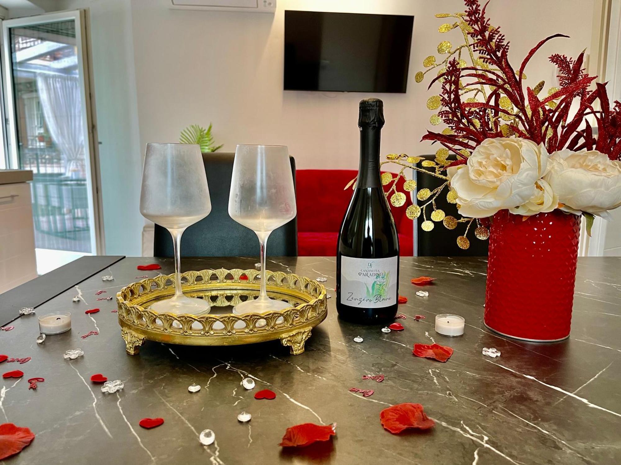 Dimora Di Charme Rooms & Apartments Peschiera del Garda Luaran gambar