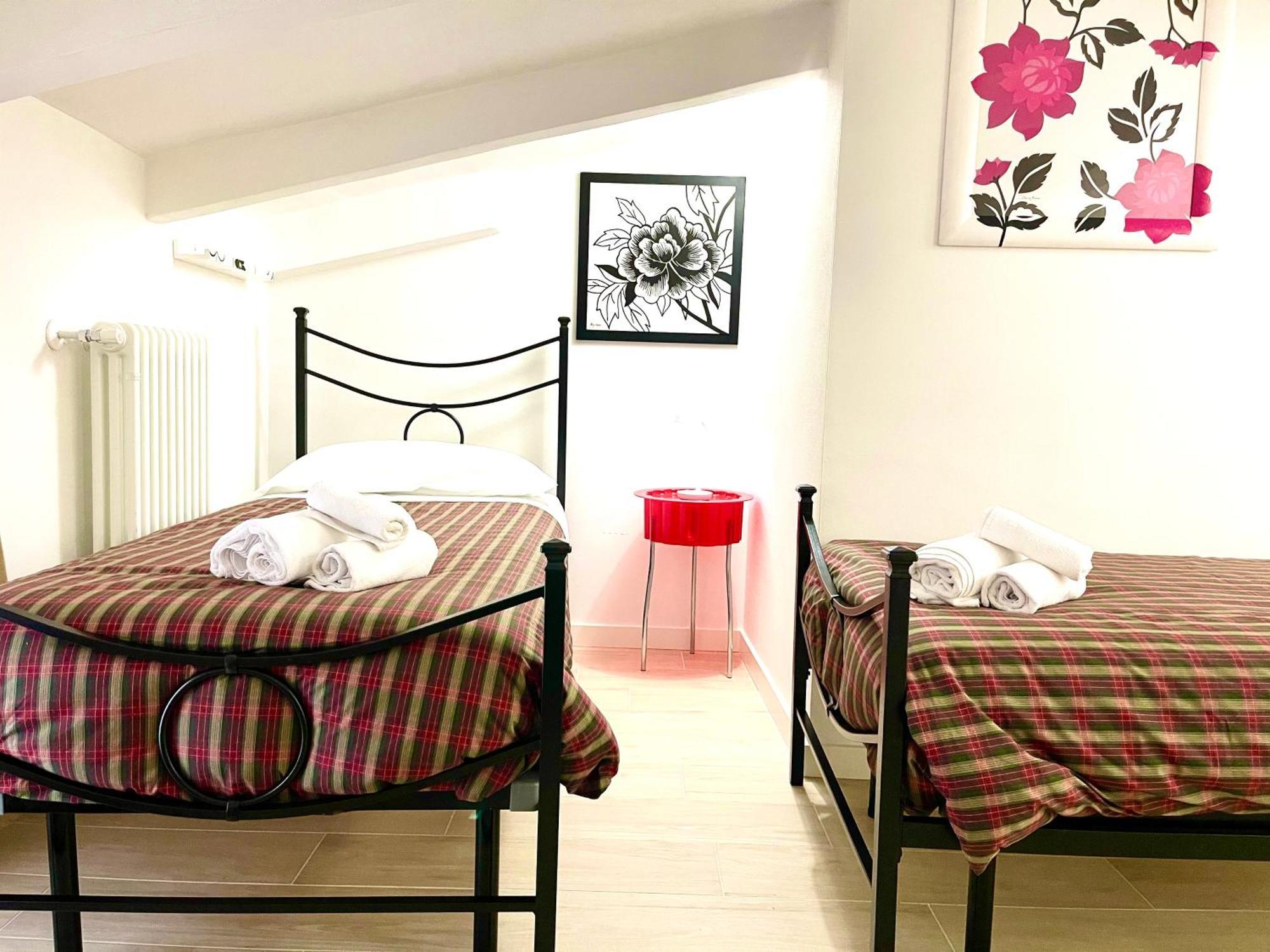 Dimora Di Charme Rooms & Apartments Peschiera del Garda Luaran gambar